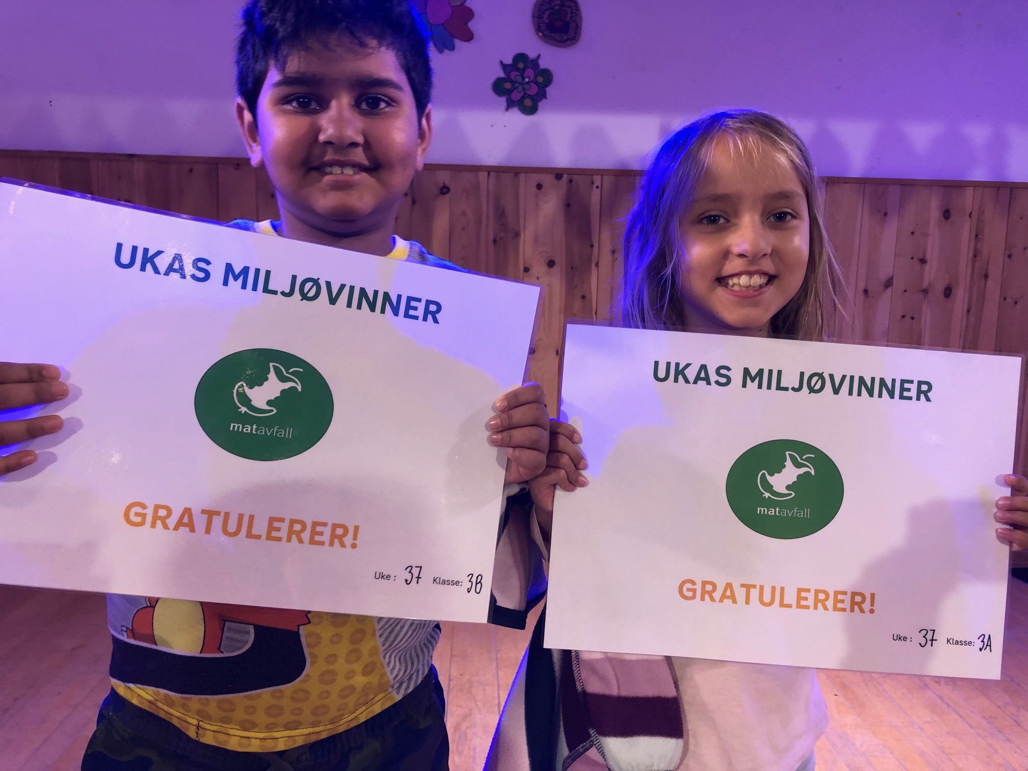 elever har motatt diplom som ukas miljøvinner elever har motatt diplom som ukas miljøvinner